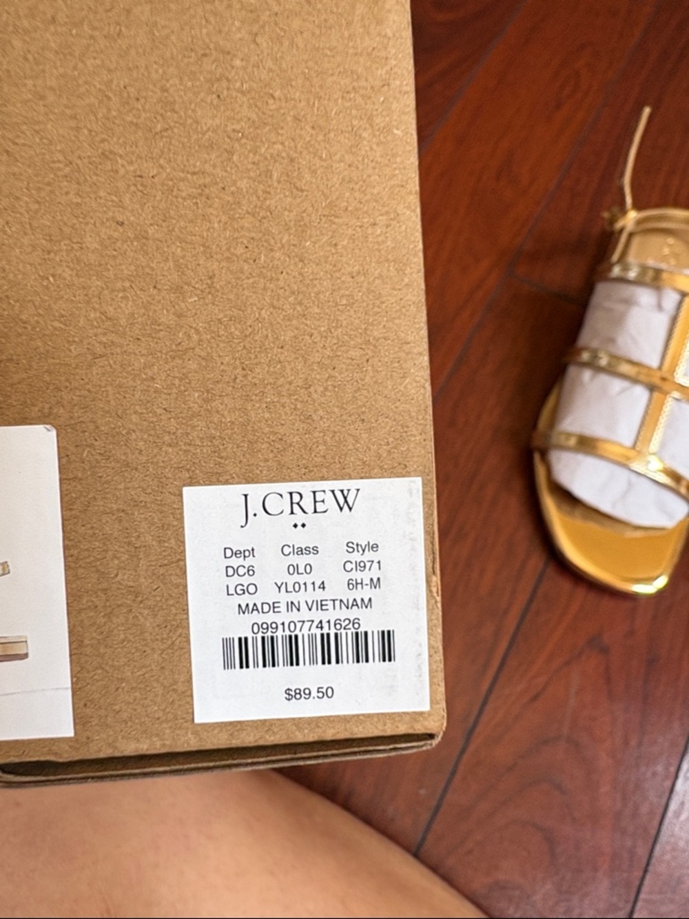 J. crew NWT Gold Strappy Women’s Sandals. Size 6.5 - Picture 3 of 4